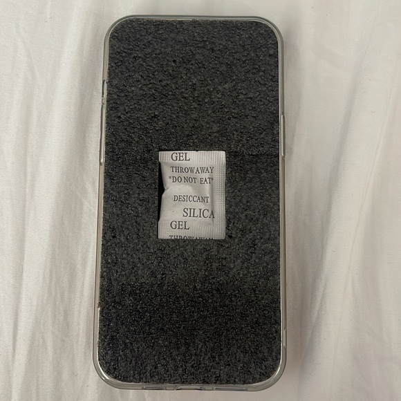 WALLI CASE IPHONE 12 PRO MAX BY HOLLEY GABRIELLE - Picture 3 of 10